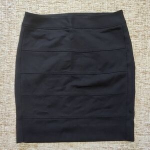 White House Black Market Black Lined Skirt Size 4 WHBM